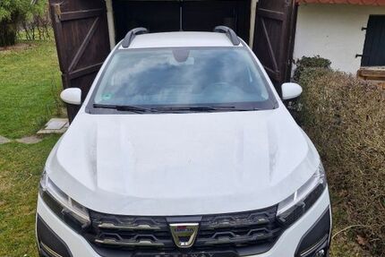 Dacia Sandero 7.000 km 13.700 &euro; Cunewalde 02733