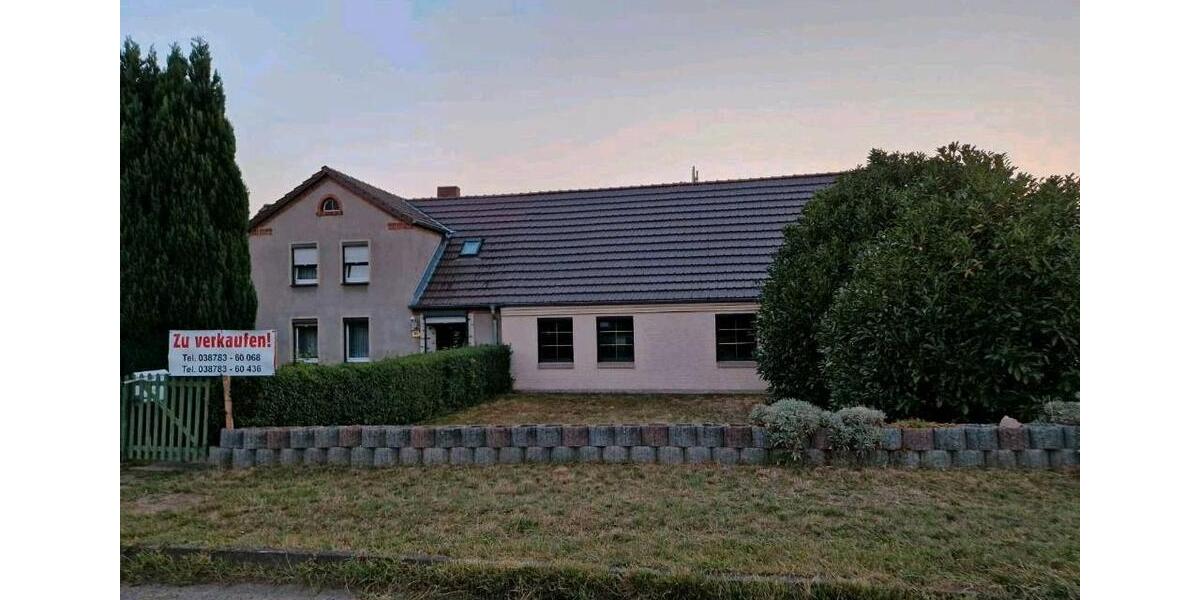 Einfamilienhaus Karstädt - 5 Zimmer, 250 m&sup2;, 153.500&euro; | Angebot:25635397