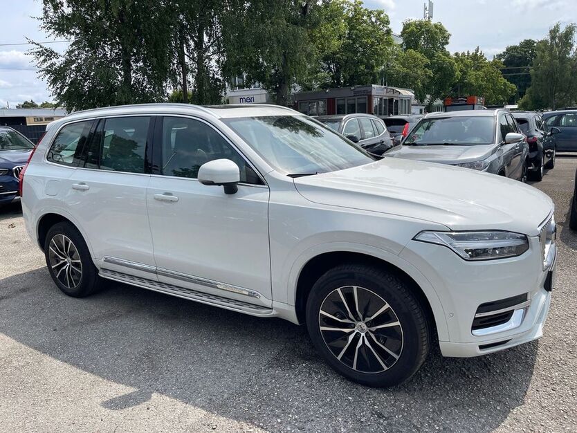 Volvo XC90 72.108 km 44.990 € München 81243
