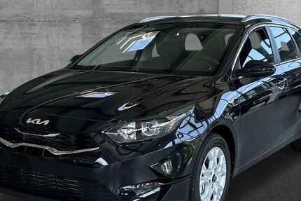 Kia ceed Sportswagon 4.500 km 28.290 € Röhrnbach 94133