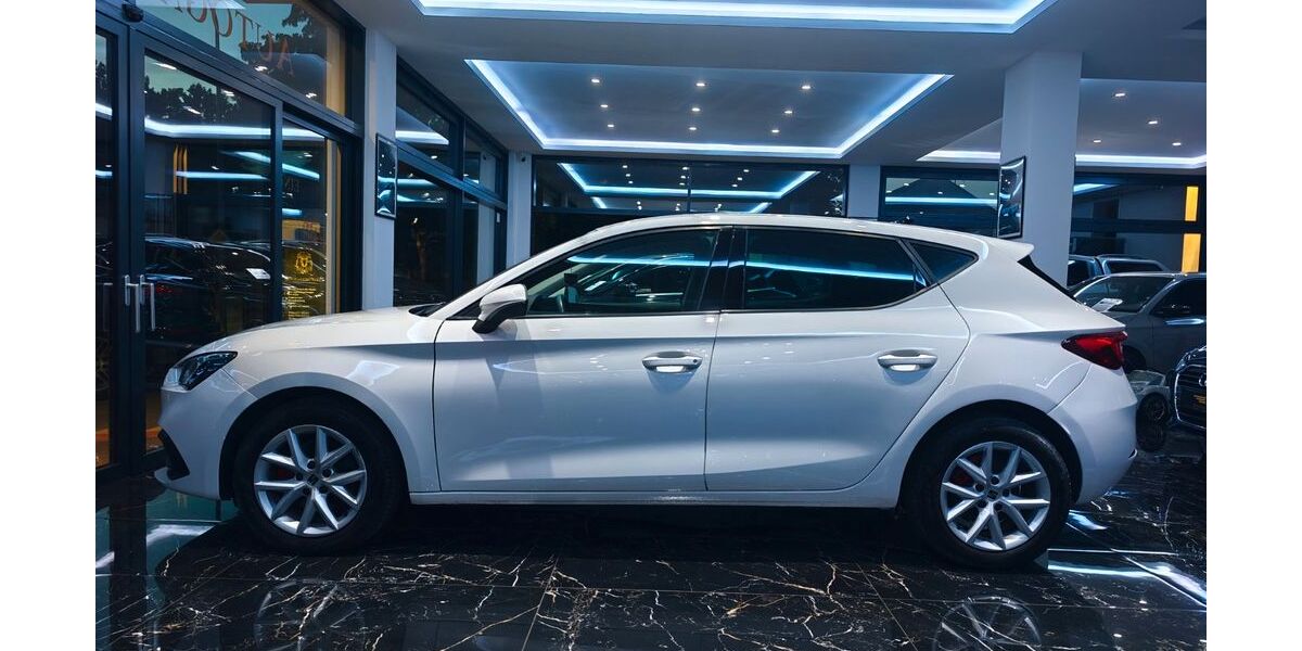 Seat Leon 76.057 km 18.490 &euro; Denkingen 78588