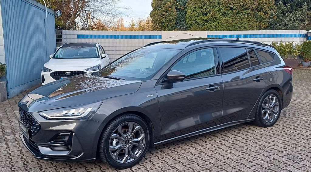 Ford Focus 18.500 km 25.980 &euro; Essen 45307