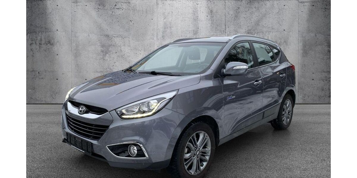 Hyundai ix35 91.000 km 10.870 &euro; Papenburg 26871