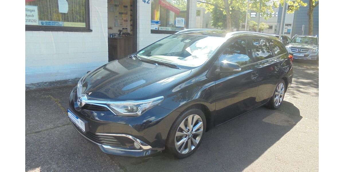 Toyota Auris 218.000 km 6.250 &euro; Dillingen/Saar 66763