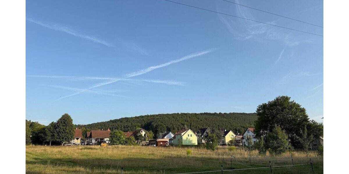 Riesen Bauplatz für zwei Häuser zimmer