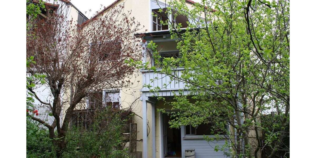 Einfamilienhaus Landshut Auloh - 6 Zimmer, 140 m&sup2;, 1.610&euro; | Angebot:25180982