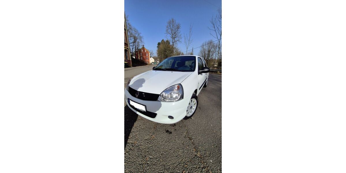 Renault Clio 125.706 km 2.500 &euro; Netphen 57250