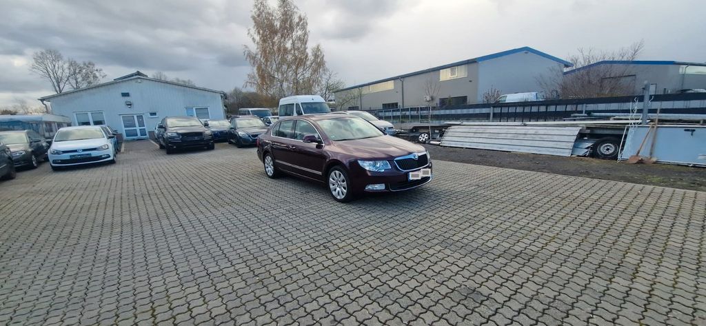 Skoda Superb 93.000 km 8.300 &euro; Nidda 63667