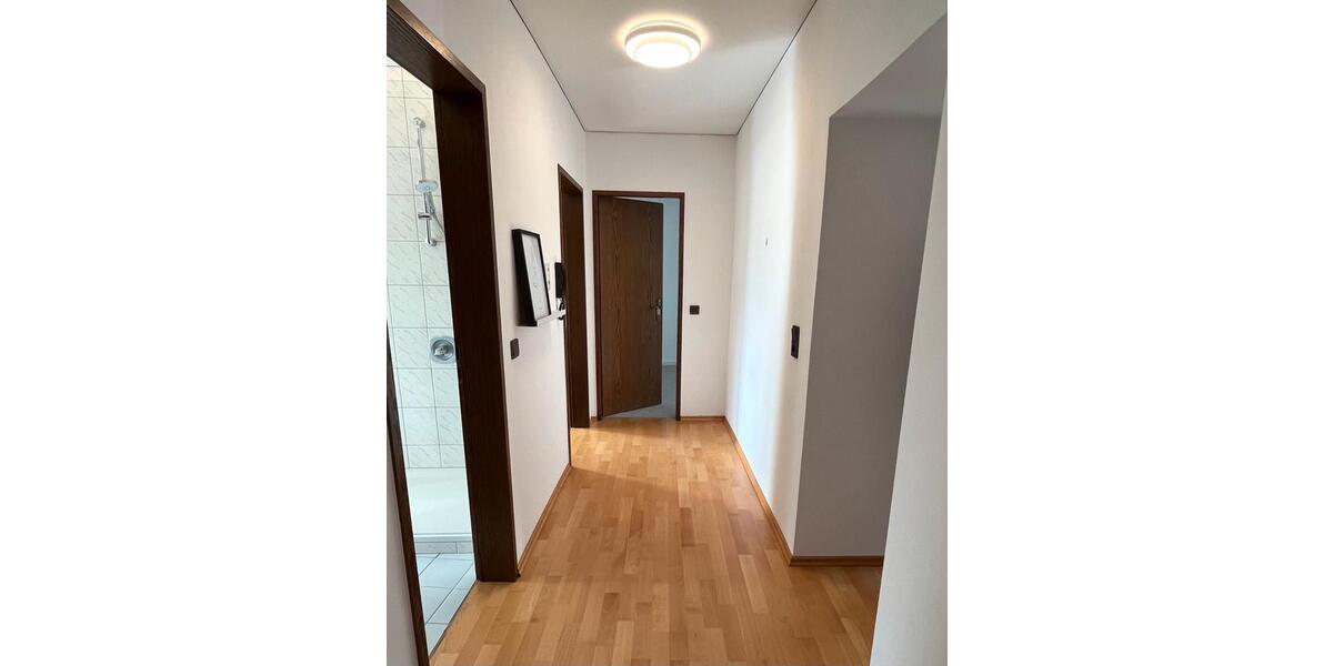 Dachgeschoßwohnung Mayen - 3 Zimmer, 70 m&sup2;, 780&euro; | Angebot:26033599