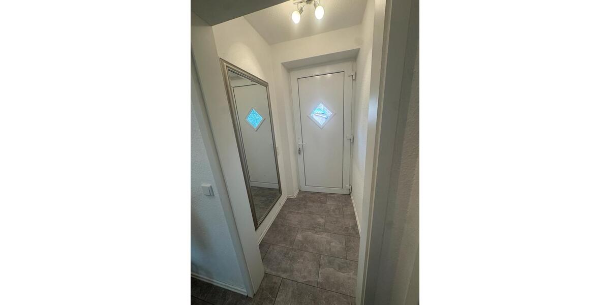 Reihenhaus Hatten - 4 Zimmer, 115 m&sup2;, 1.250&euro; | Angebot:26030713