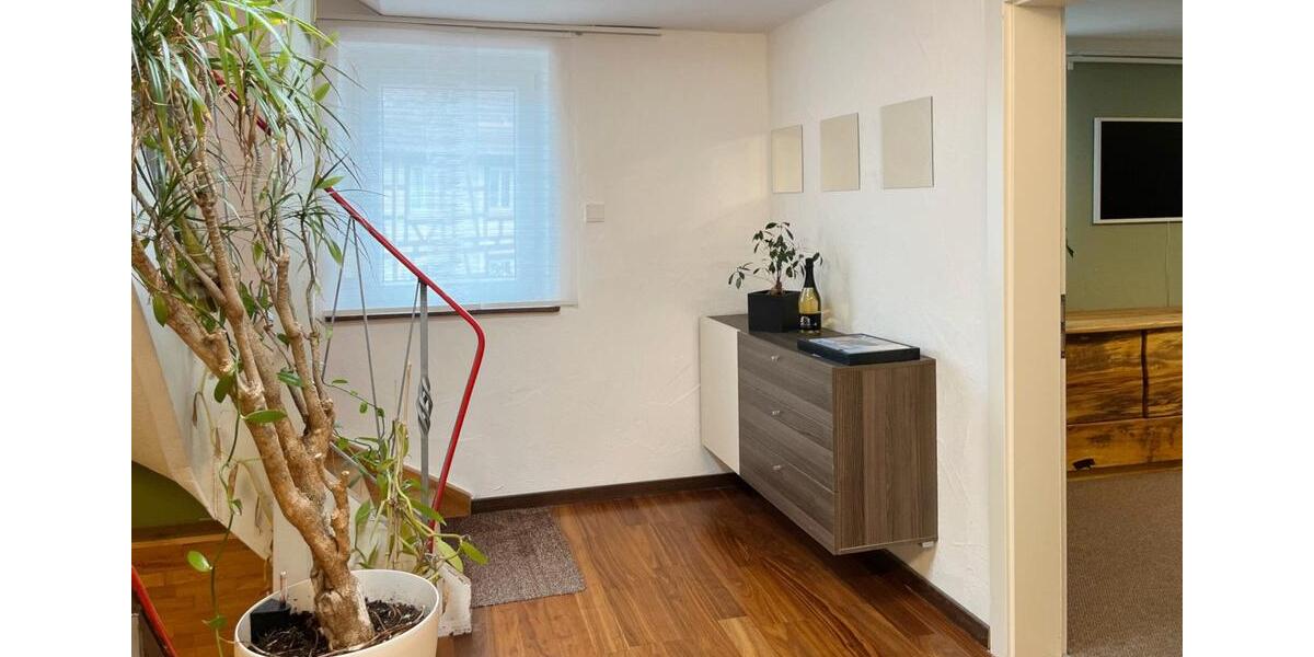 Doppelhaushälfte Bretzfeld - 6 Zimmer, 108 m&sup2;, 1.440&euro; | Angebot:26568343