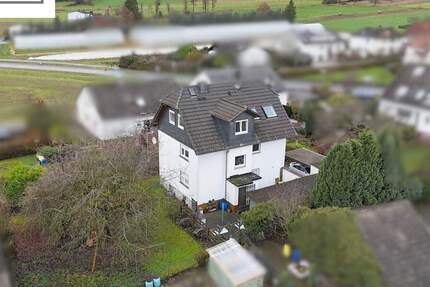 Viel Platz & viele Möglichkeiten: 3-Familienhaus in Kirchhain-Langenstein 9 zimmer