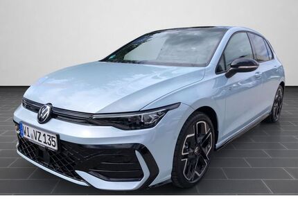 VW Golf 8.900 km 42.990 € Wiesbaden 65189