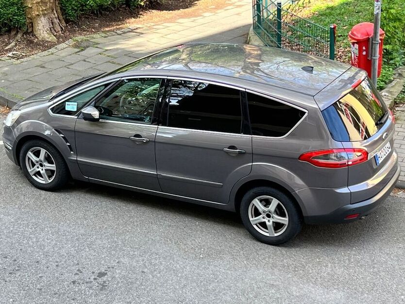 S-Max