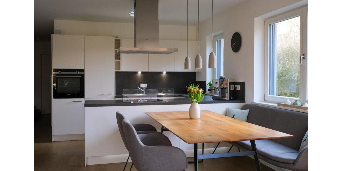 Terrassenwohnung Holzkirchen - 2 Zimmer, 79 m&sup2;, 1.715&euro; | Angebot:26336671