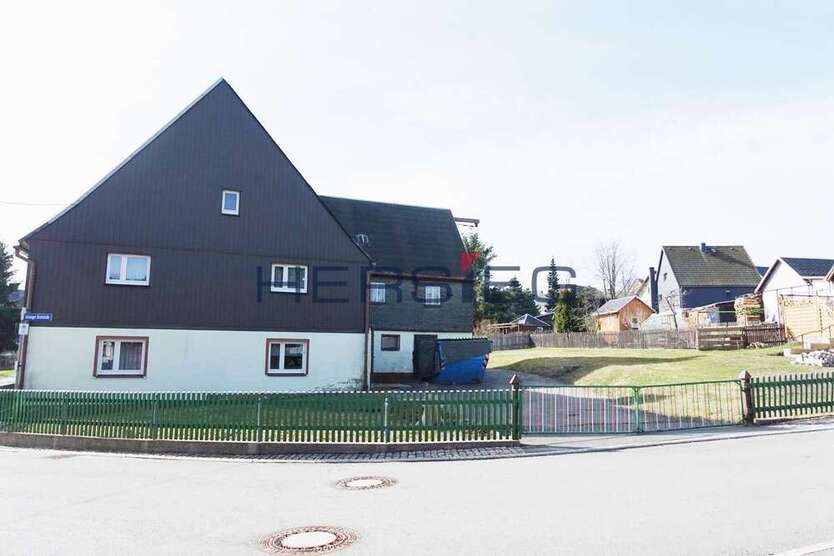 Haus zum Kaufen in Satzung 75.000 € 268.16 m²