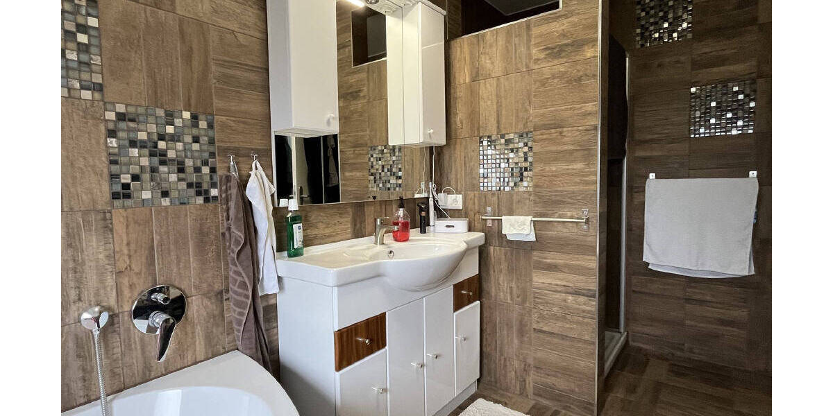 Mehrfamilienhaus, Wohnhaus Erlangen Bruck - 8 Zimmer, 890.000&euro; | Angebot:25192682