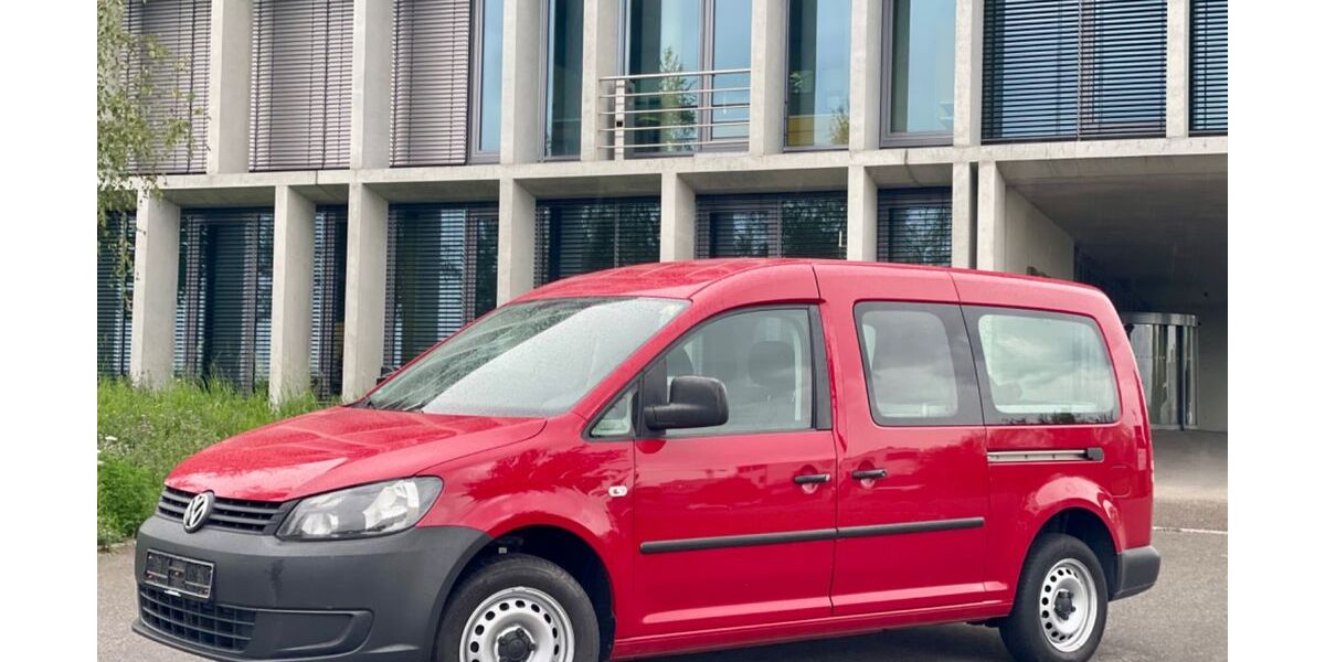 VW Caddy Maxi 141.000 km 8.999 &euro; Aulendorf 88326