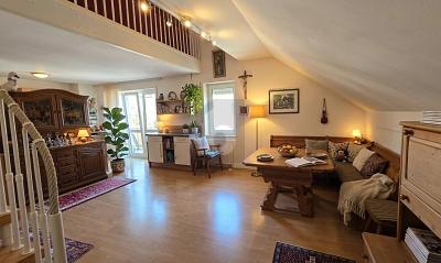 GROßZÜGIG ZUM ENTSPANNEN IN RUHIGER LAGE - Maisonettenwohnung Waldkraiburg | Angebot:27337612