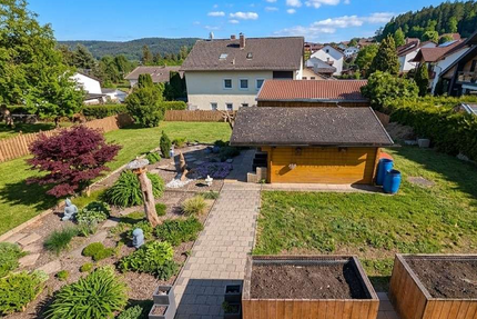 Haus Blaibach - 5 Zimmer, 145 m&sup2;, 320.000&euro; | Angebot:26869933