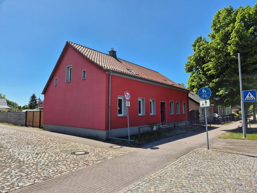 Großzügiges Einfamilienhaus - Einziehen und sofort zuhause fühlen