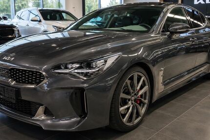 Kia Stinger 153.000 km 21.980 &euro; München 81827