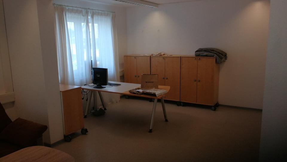 138 m² Büro Hannover Isernhagen Altwarmbüchen Zeppelinstr.12 zimmer