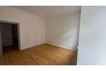 Stilvolle 3-Raum-Wohnung mit modernem Bad & Altbaucharme