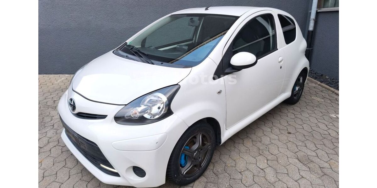 Toyota Aygo (X) 127.000 km 5.290 &euro; Jettingen 71131