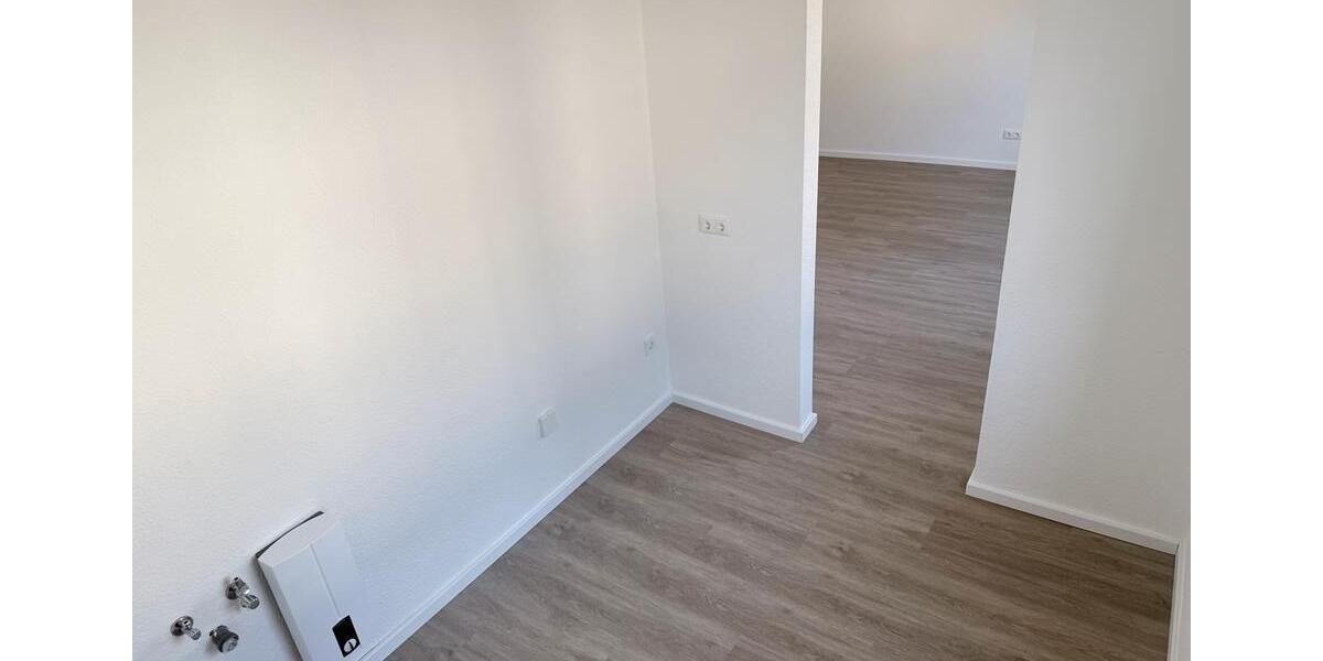 Erdgeschoßwohnung Köln Porz - 4 Zimmer, 74 m&sup2;, 1.300&euro; | Angebot:25407437