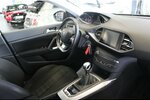 Peugeot 308 SW BlueHDi 120 Allure - AHK - 70.644 km 9.980 &euro; Euskirchen 53881