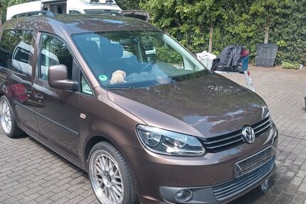 VW Caddy 69.100 km 13.750 &euro; Bielefeld 33689