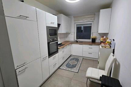 Haus Berne - 6 Zimmer, 140 m&sup2;, 1.250&euro; | Angebot:24878280