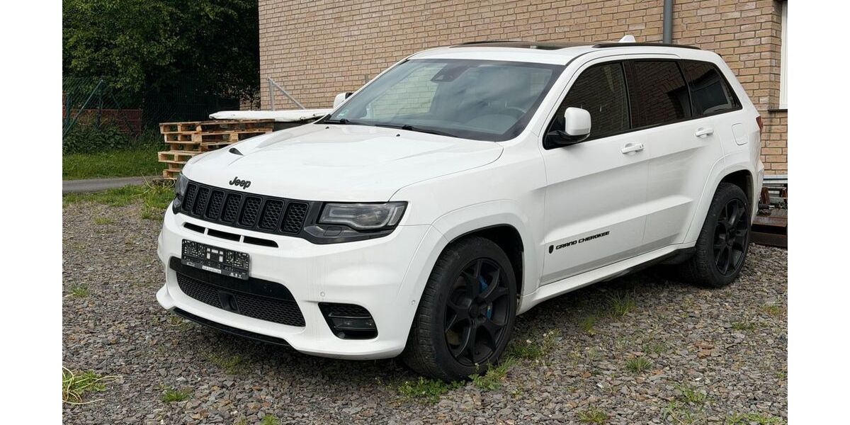 Jeep Grand Cherokee 135.590 km 32.300 &euro; Hamm (Sieg) 57577