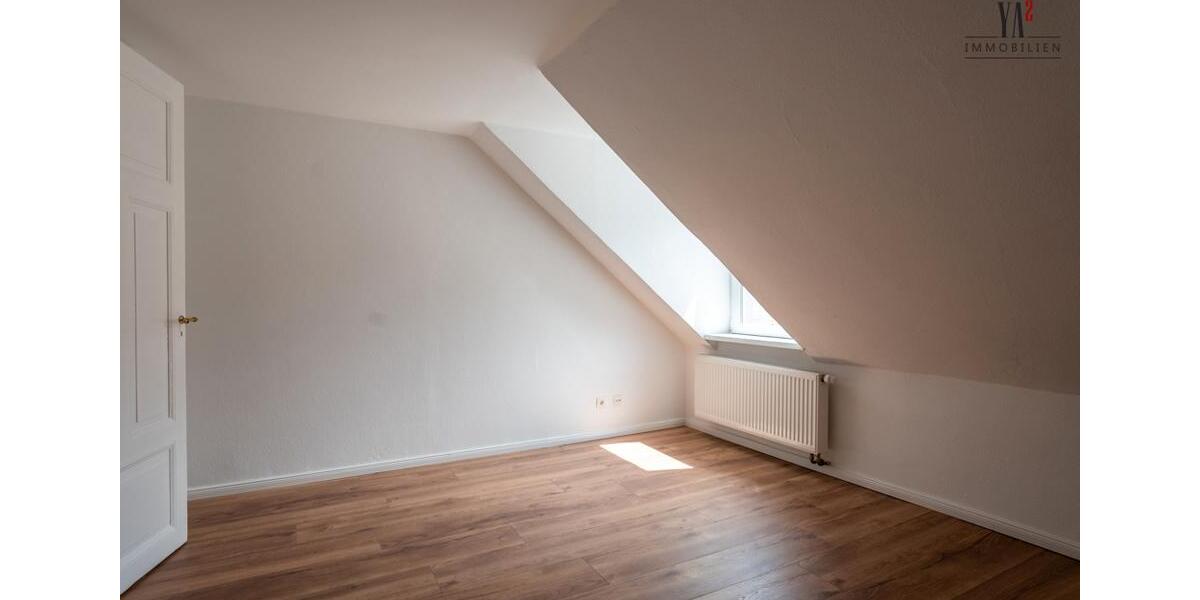Dachgeschoßwohnung Friedberg (Hessen) - 3 Zimmer, 65 m&sup2;, 850&euro; | Angebot:25446752