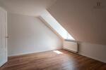 Dachgeschoßwohnung Friedberg (Hessen) - 3 Zimmer, 65 m&sup2;, 850&euro; | Angebot:25446752