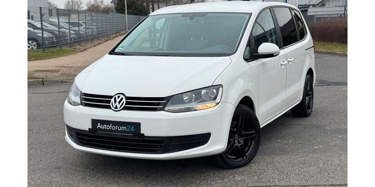 VW Sharan 114.000 km 8.499 &euro; Jülich 52428