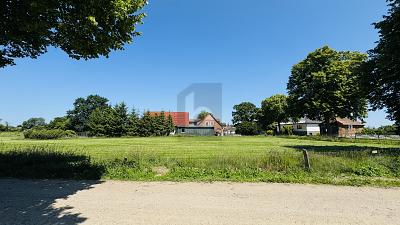 AM SCHAALSEE VOR DEN TOREN DER GROßSTADT - Grundstück Valluhn Valluhn | Angebot:27145250