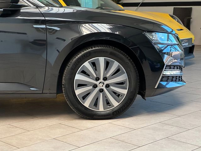Skoda Superb 1.4 TSI iV DSG STYLE COMBI Navi*Standheiz 96.227 km 22.990 € Gebesee 99189