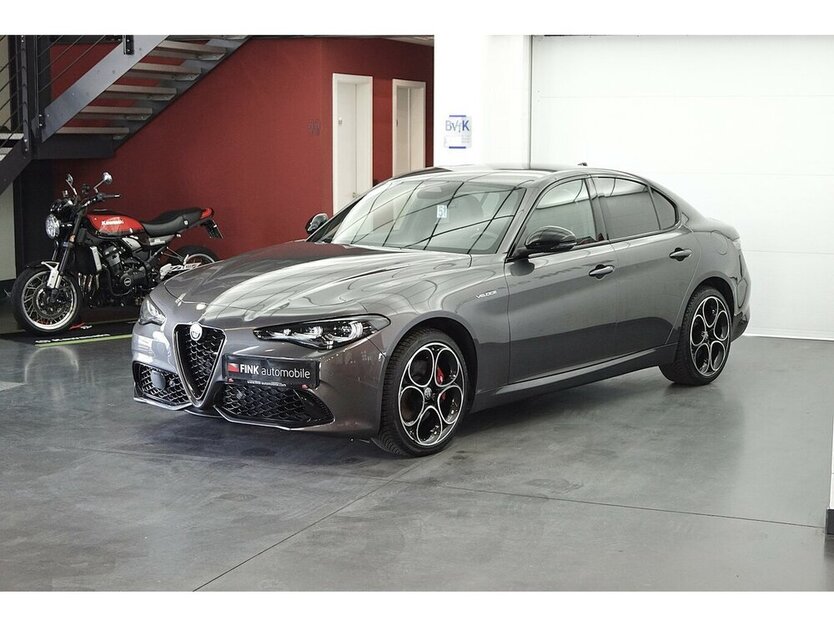 Giulia Veloce Q4 2.0 Turbo Harman-Kardon