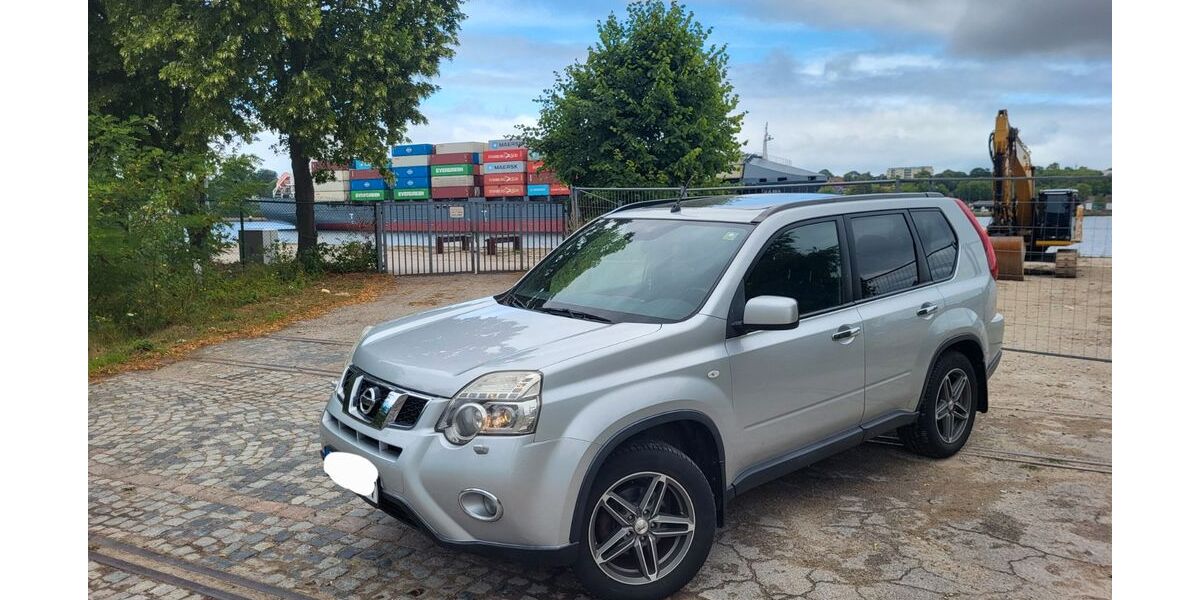 Nissan X-Trail 199.850 km 8.499 &euro; Kiel 24103