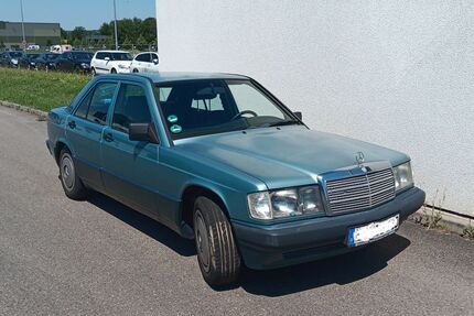 Mercedes-Benz 190 183.184 km 3.900 &euro; Esslingen 73734