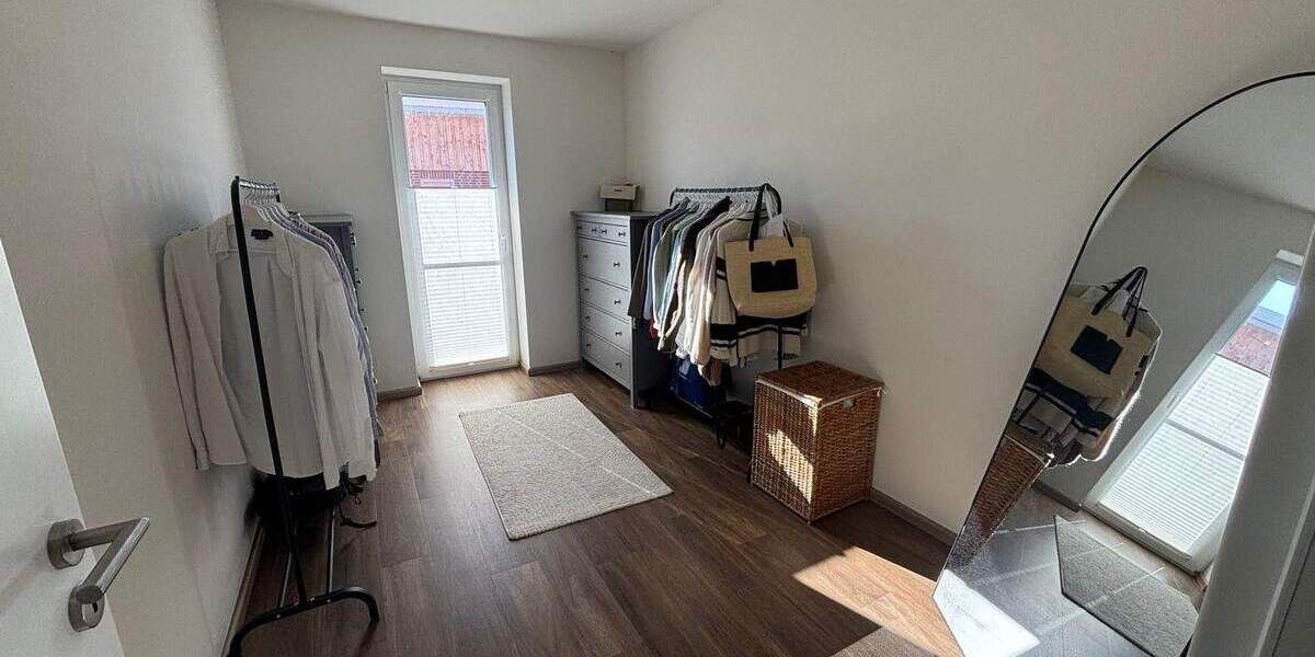 Reihenmittelhaus Schleswig - 4 Zimmer, 93 m&sup2;, 1.452&euro; | Angebot:25427664