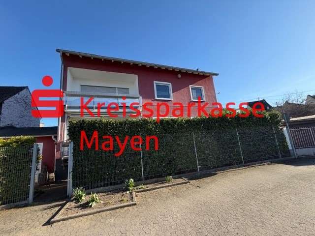Einfamilienhaus Kruft - 9 Zimmer, 270 m&sup2;, 455.000&euro; | Angebot:26104221