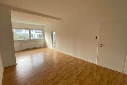 Wohnung zum Mieten in Frankfurt am Main 1.490 € 80 m²