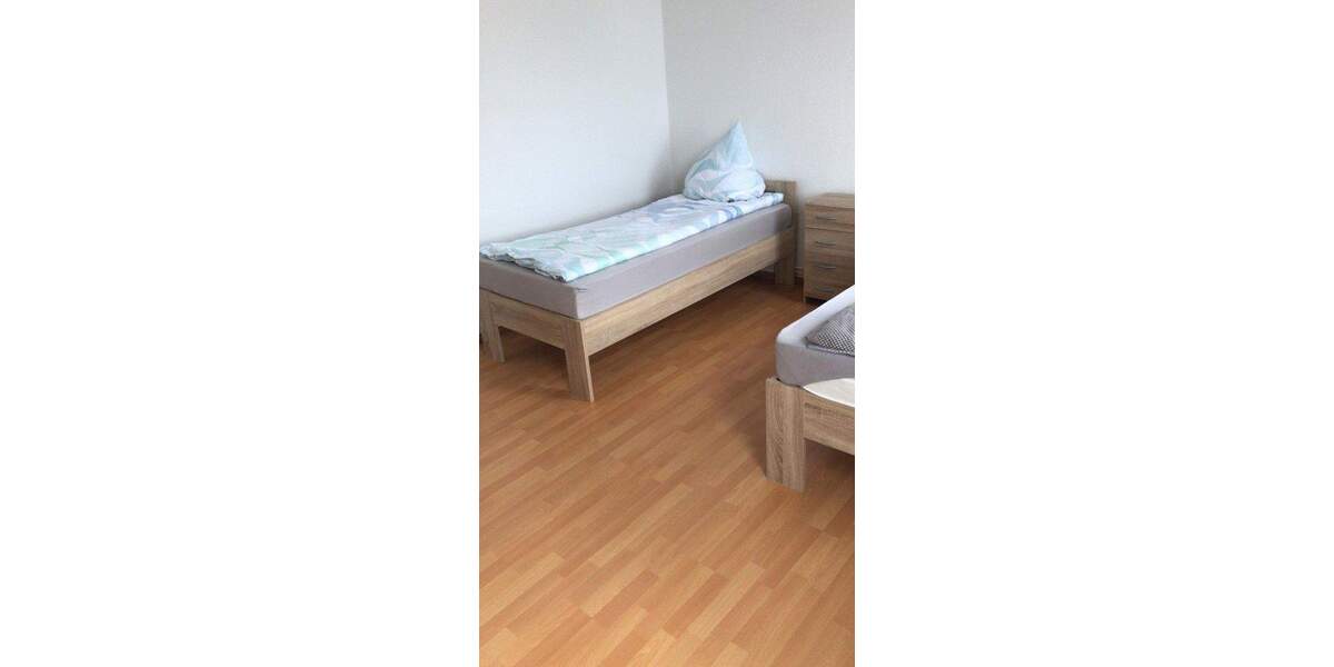 Etagenwohnung Plauen Stadtmitte - 4 Zimmer, 90 m&sup2;, 59.000&euro; | Angebot:25745243