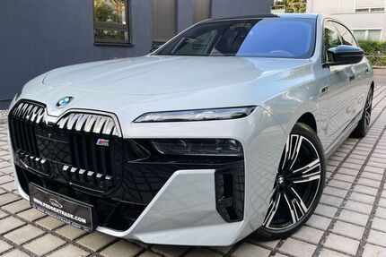 BMW M760