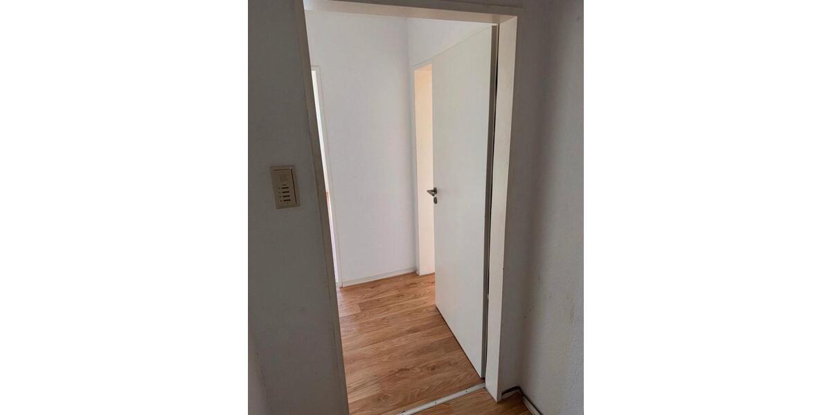 Etagenwohnung Hamm (Sieg) - 3 Zimmer, 60 m&sup2;, 115.000&euro; | Angebot:26819915