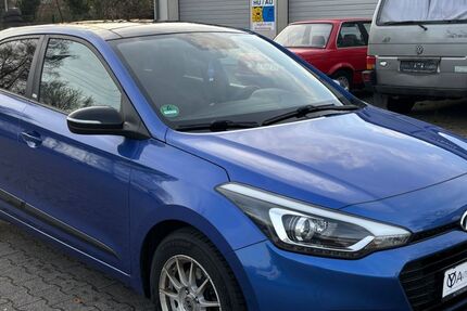 Hyundai i20 121.817 km 9.999 &euro; Recklinghausen 45665