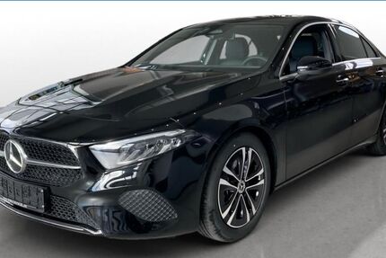 Mercedes-Benz A 180 9.900 km 33.840 &euro; Passau 94034